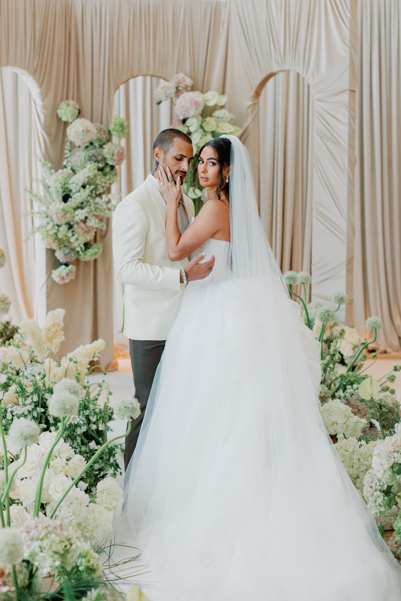 Wedding Photos at The Tampa EDITION Hotel​